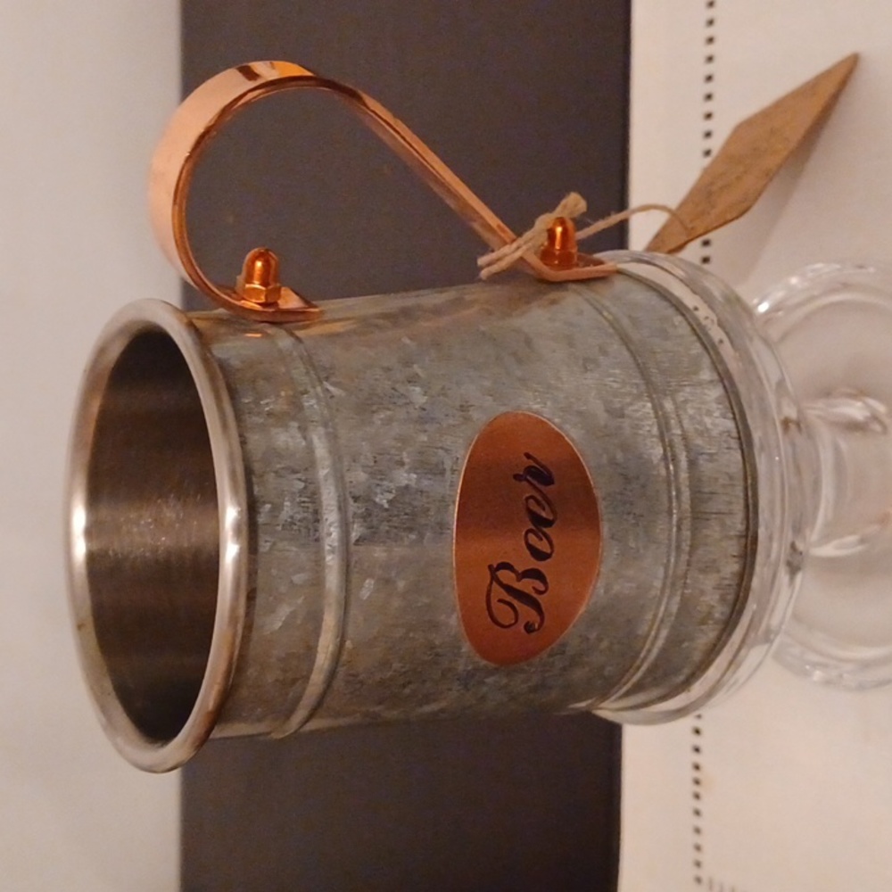 (Nwt) Handcrafted Metal Beer Stein/Cup_Hght 4.5" _circumference 12" wide bottom